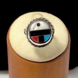 Sterling Silver Native American Zuni Inlay Ring 3.6 Grams Size 5.75
